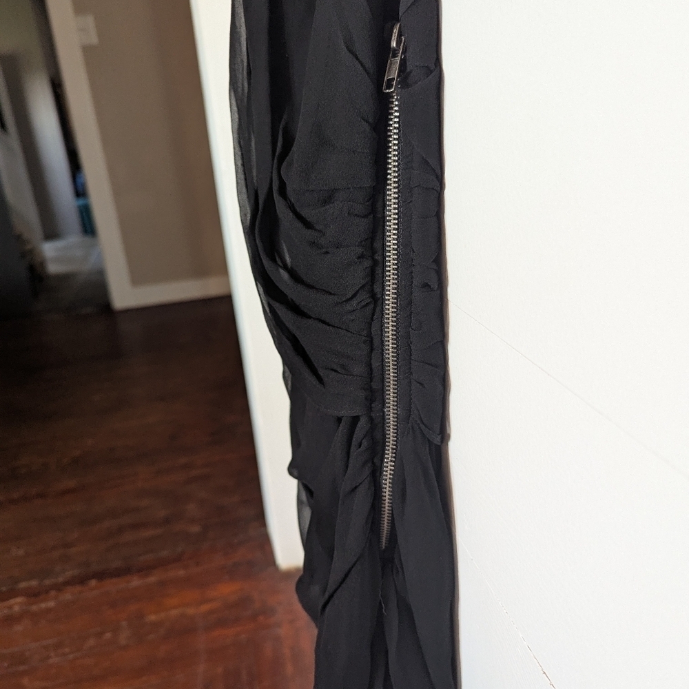 MM Couture, Elegant Black Sleeveless Dress, Form Fitting Size Small. - Picture 2 of 5